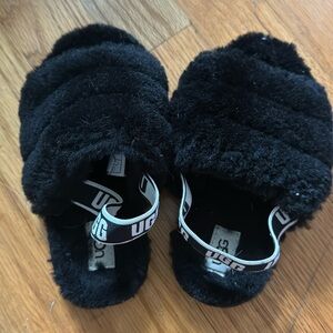 Ugg toddler slippers